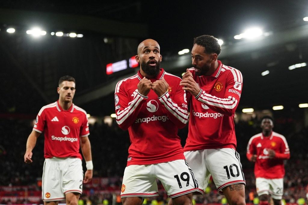 Manchester United's chances in the match against Atletico Madrid
